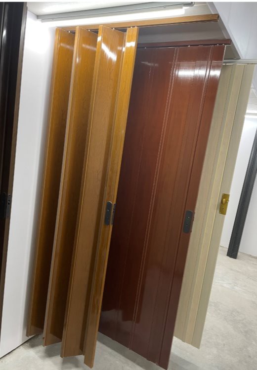 बाथरूम पीवीसी तह दरवाजा